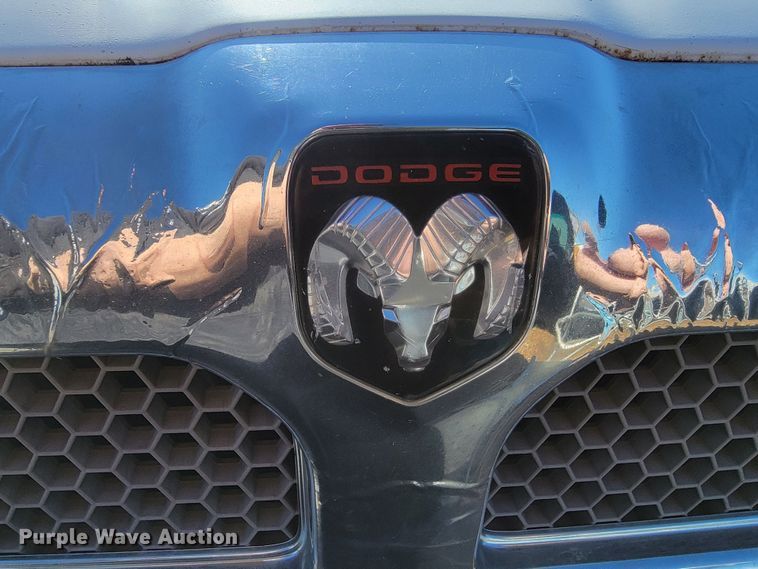 image for item ME9741 2001 Dodge Ram 2500  utility bed pickup truck