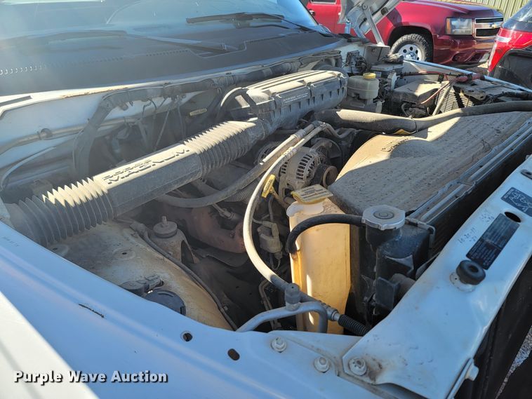 image for item ME9741 2001 Dodge Ram 2500  utility bed pickup truck