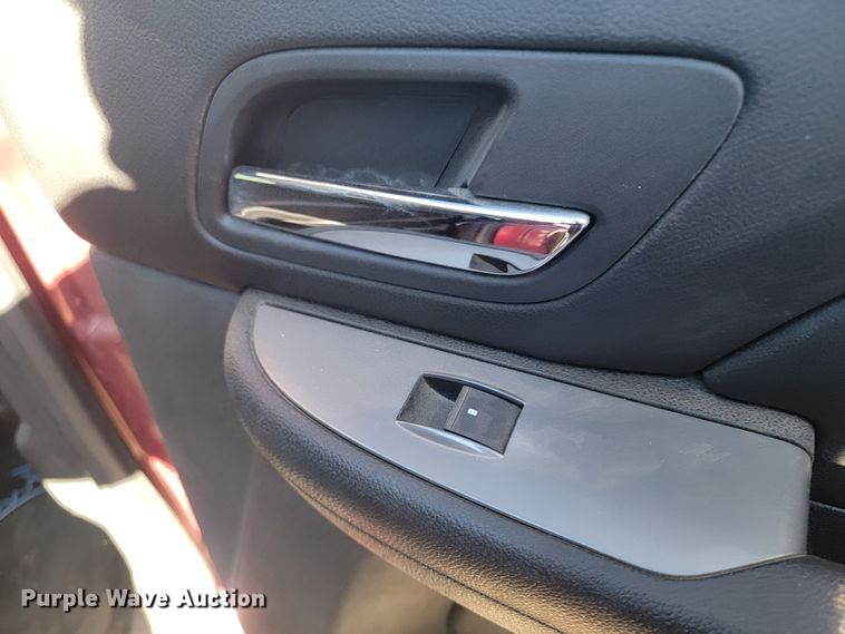 image for item ME9742 2010 Chevrolet Tahoe  SUV