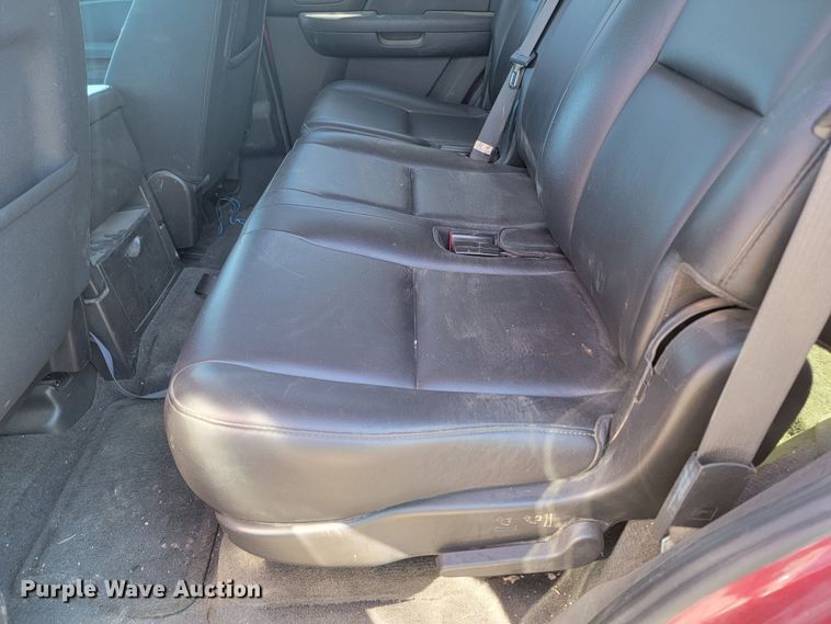 image for item ME9742 2010 Chevrolet Tahoe  SUV