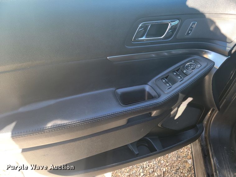 image for item ME9743 2016 Ford Explorer Police Interceptor  SUV