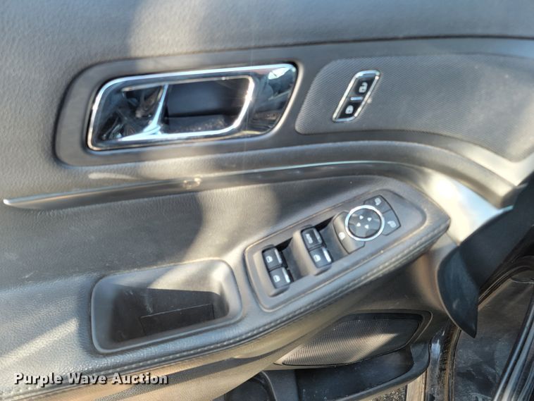 image for item ME9744 2014 Ford Explorer Police Interceptor  SUV