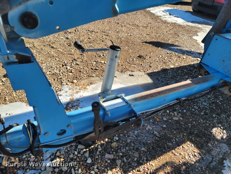 image for item ME9745 2004 Genie TZ-34/20  boom lift