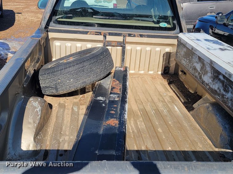 image for item ME9746 1999 Ford F150 XL  SuperCab pickup truck