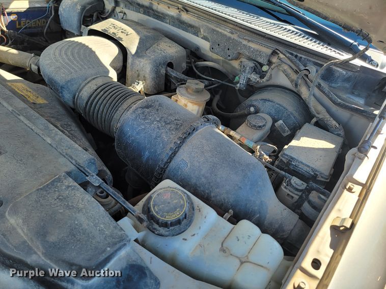 image for item ME9746 1999 Ford F150 XL  SuperCab pickup truck