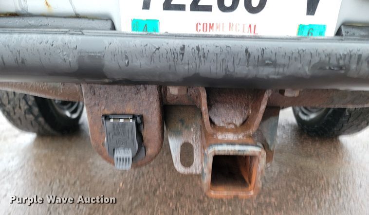 image for item ME9750 2005 GMC Sierra 2500HD  pickup truck