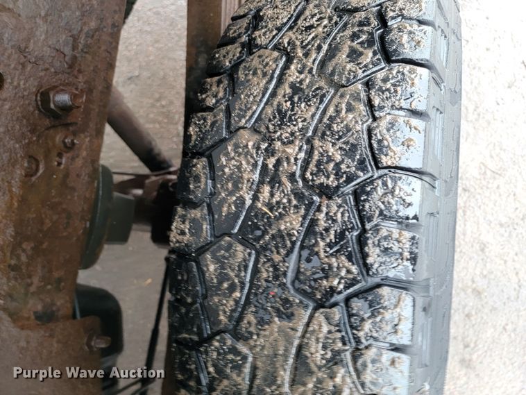 image for item ME9750 2005 GMC Sierra 2500HD  pickup truck