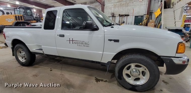 image for item ME9775 2001 Ford Ranger XLT  SuperCab pickup truck