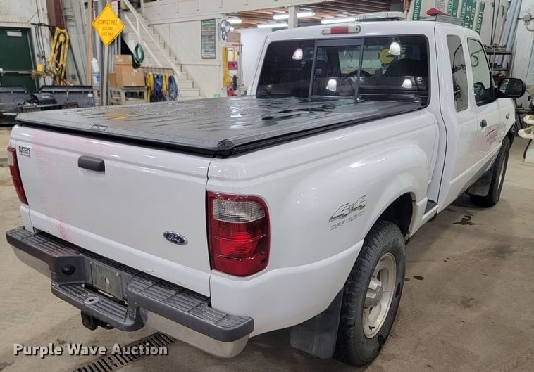 image for item ME9775 2001 Ford Ranger XLT  SuperCab pickup truck