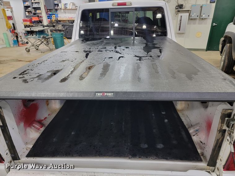 image for item ME9775 2001 Ford Ranger XLT  SuperCab pickup truck