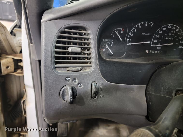 image for item ME9775 2001 Ford Ranger XLT  SuperCab pickup truck