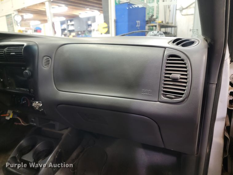 image for item ME9775 2001 Ford Ranger XLT  SuperCab pickup truck