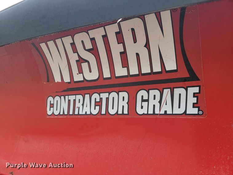 image for item ME9776 2003 Ford F550 Super Duty XL  SuperCab flatbed truck