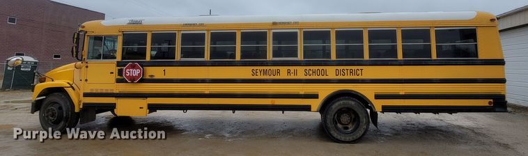 image for item MH9751 2005 Thomas Built Buses FS65  school bus