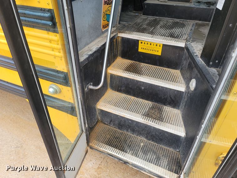 image for item MH9751 2005 Thomas Built Buses FS65  school bus