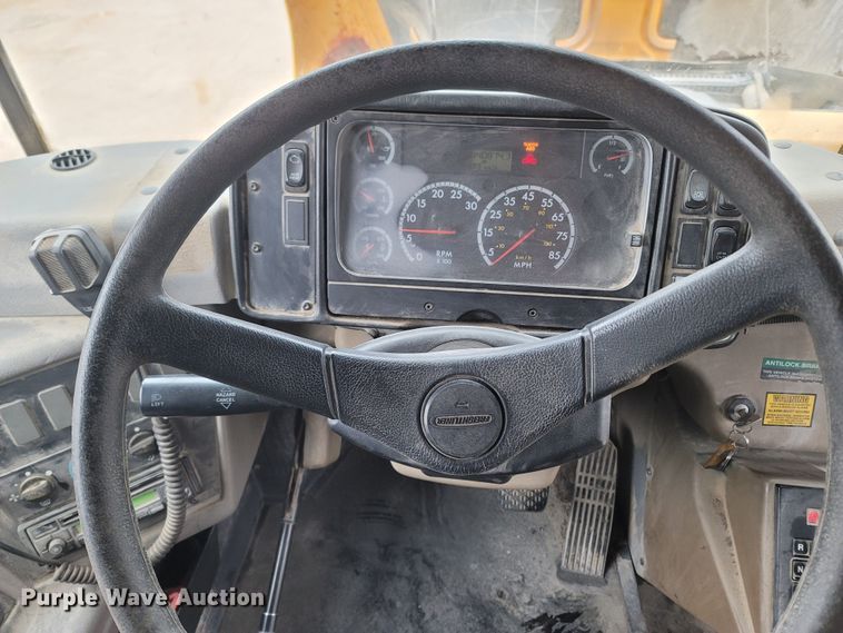 image for item MH9751 2005 Thomas Built Buses FS65  school bus