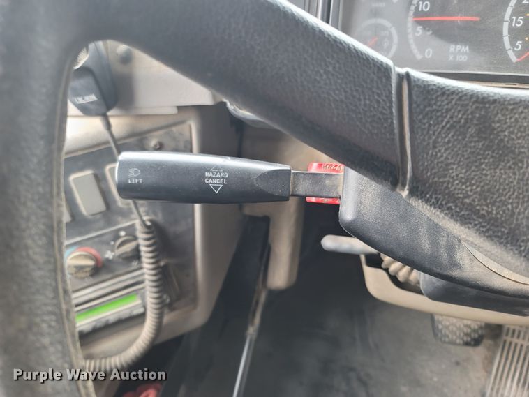 image for item MH9751 2005 Thomas Built Buses FS65  school bus