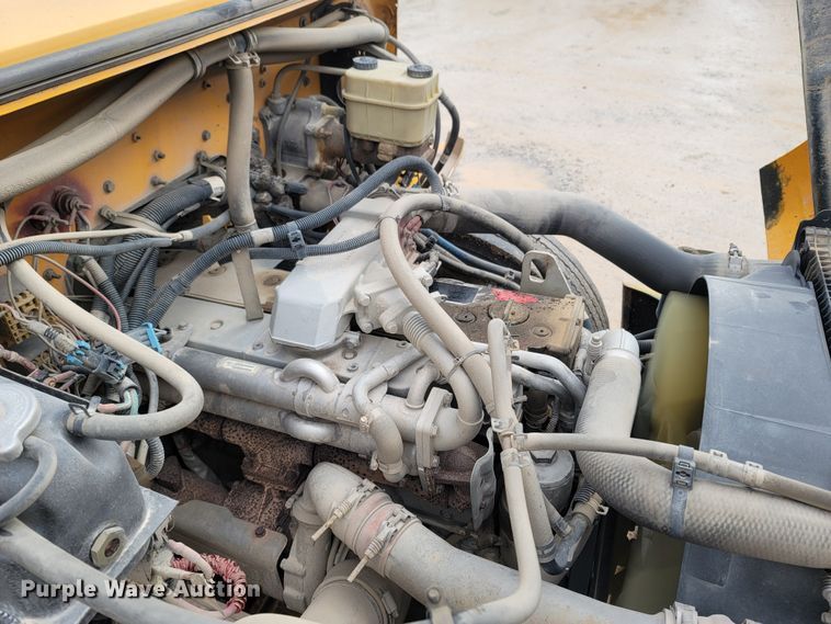 image for item MH9751 2005 Thomas Built Buses FS65  school bus