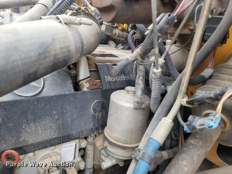 image for item MH9751 2005 Thomas Built Buses FS65  school bus