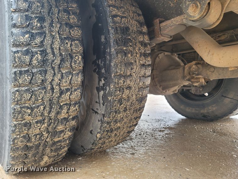 image for item MH9751 2005 Thomas Built Buses FS65  school bus