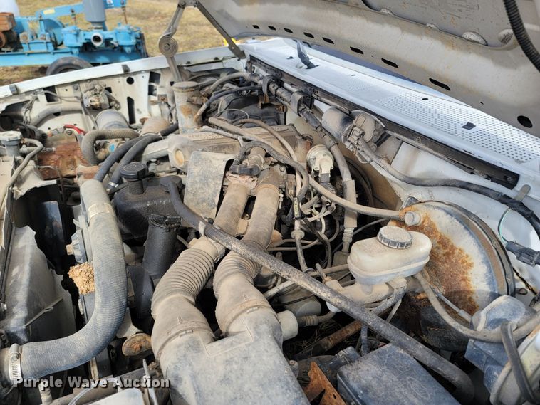 image for item MH9754 1992 Ford F150  utility bed pickup truck