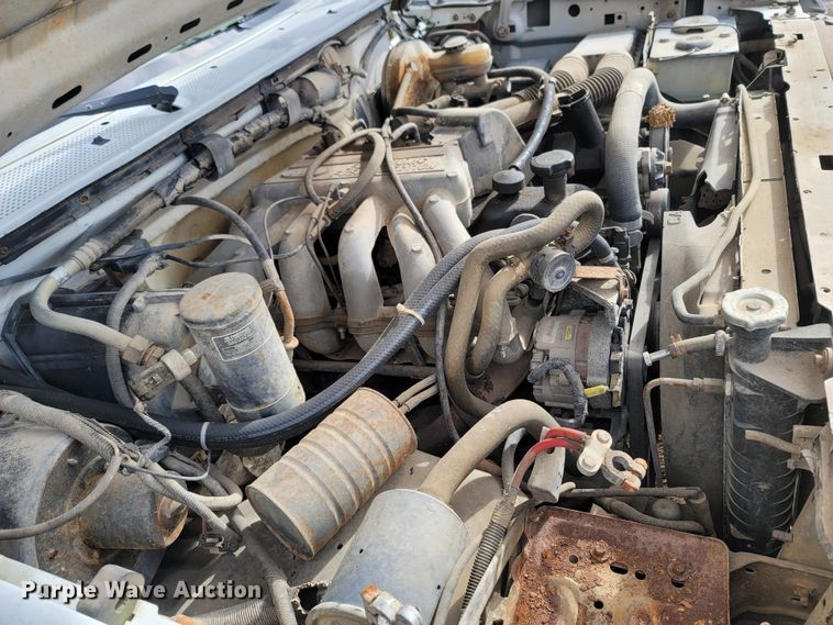 image for item MH9754 1992 Ford F150  utility bed pickup truck