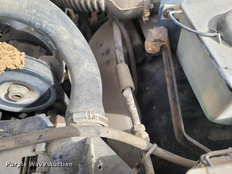 image for item MH9754 1992 Ford F150  utility bed pickup truck