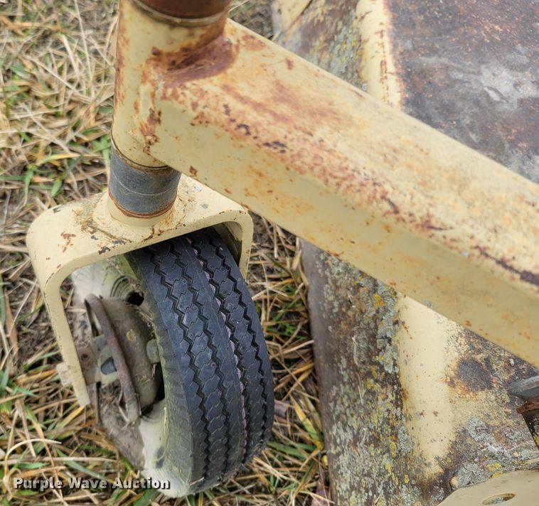 image for item MH9757 Land Pride  finish mower