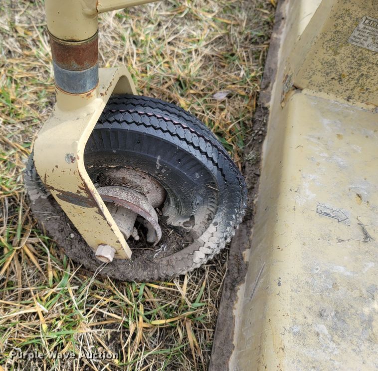 image for item MH9757 Land Pride  finish mower