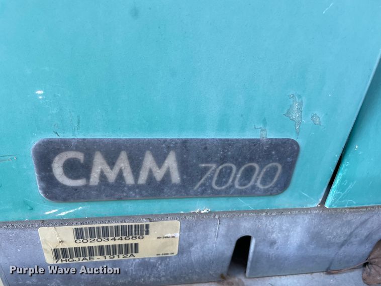 image for item MI9788 1986 Blue Bird  mobile command center