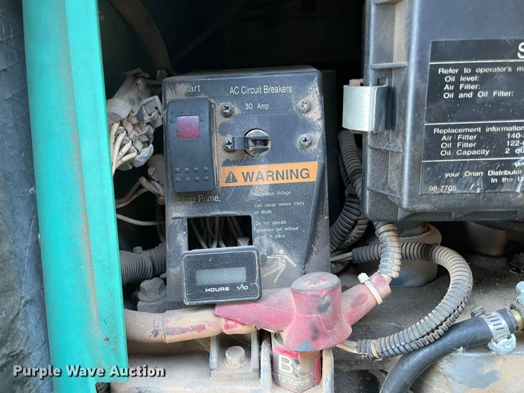 image for item MI9788 1986 Blue Bird  mobile command center