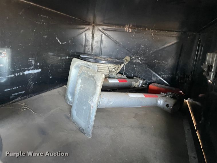 image for item MI9788 1986 Blue Bird  mobile command center