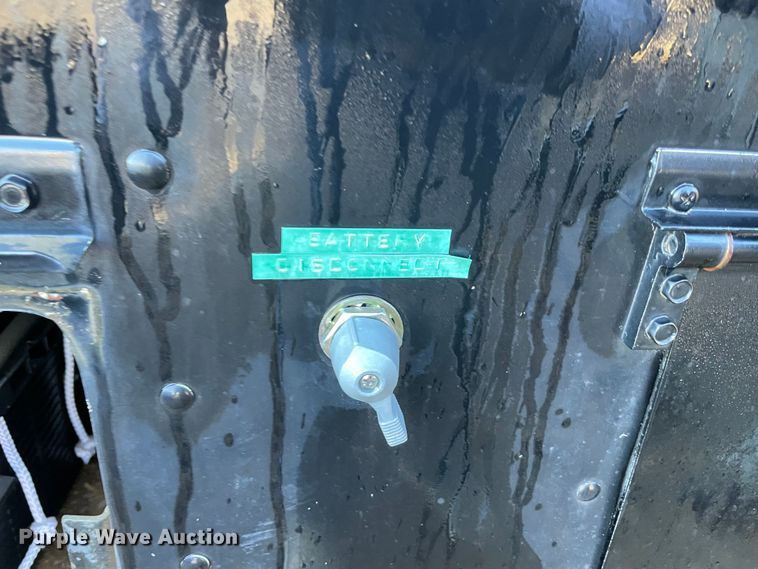 image for item MI9788 1986 Blue Bird  mobile command center