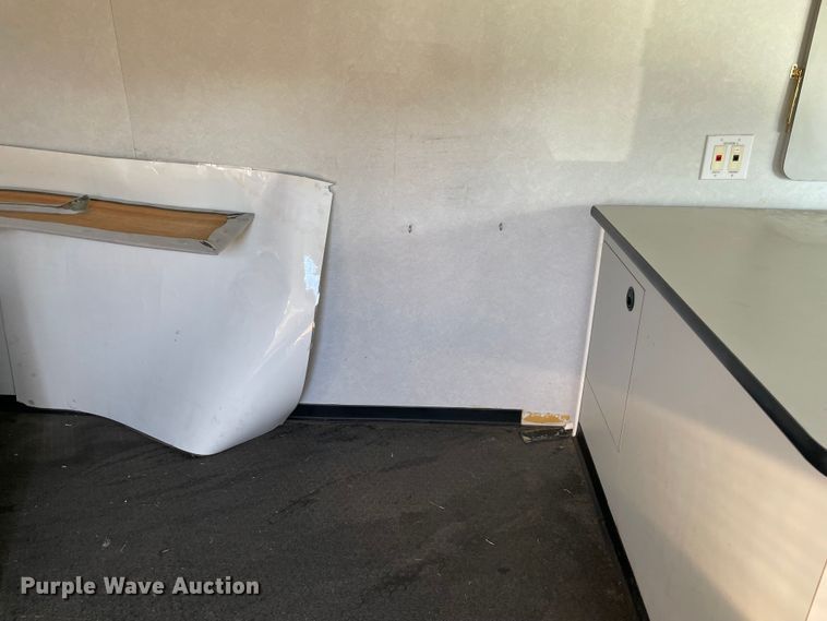 image for item MI9788 1986 Blue Bird  mobile command center