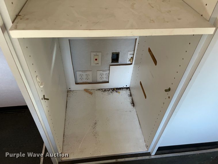 image for item MI9788 1986 Blue Bird  mobile command center