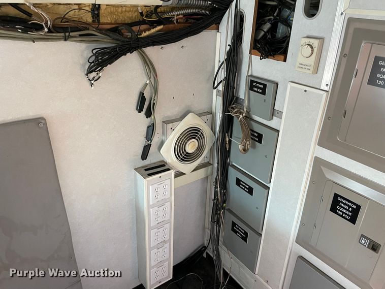 image for item MI9788 1986 Blue Bird  mobile command center