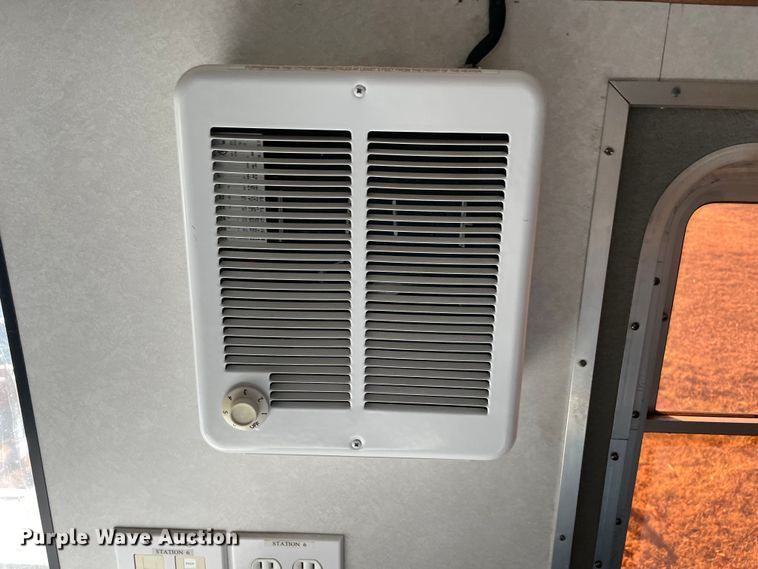 image for item MI9788 1986 Blue Bird  mobile command center