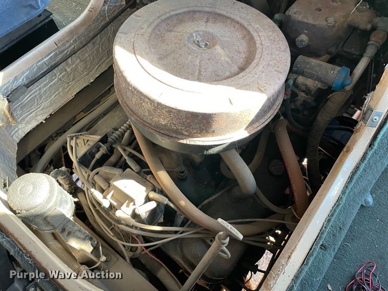 image for item MI9788 1986 Blue Bird  mobile command center