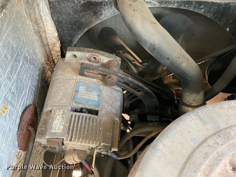 image for item MI9788 1986 Blue Bird  mobile command center