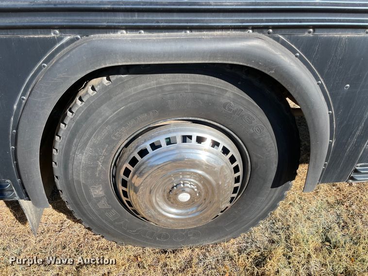 image for item MI9788 1986 Blue Bird  mobile command center