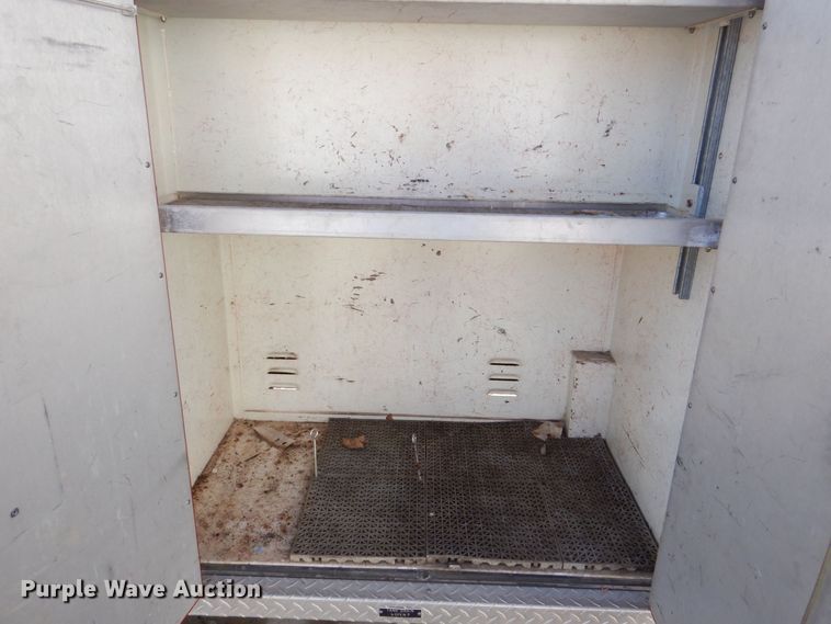 image for item MJ9971 1992 Ford F800  fire truck