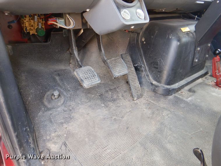 image for item MJ9971 1992 Ford F800  fire truck