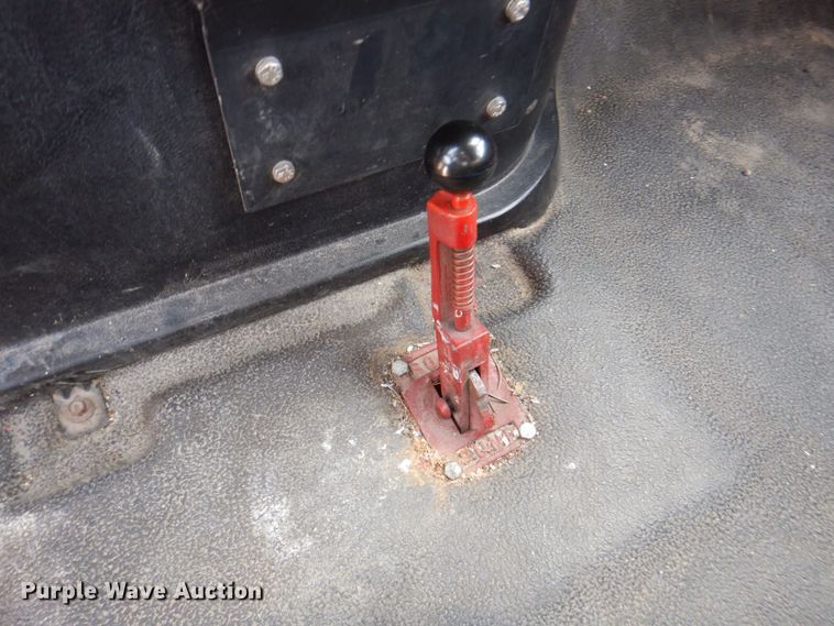 image for item MJ9971 1992 Ford F800  fire truck