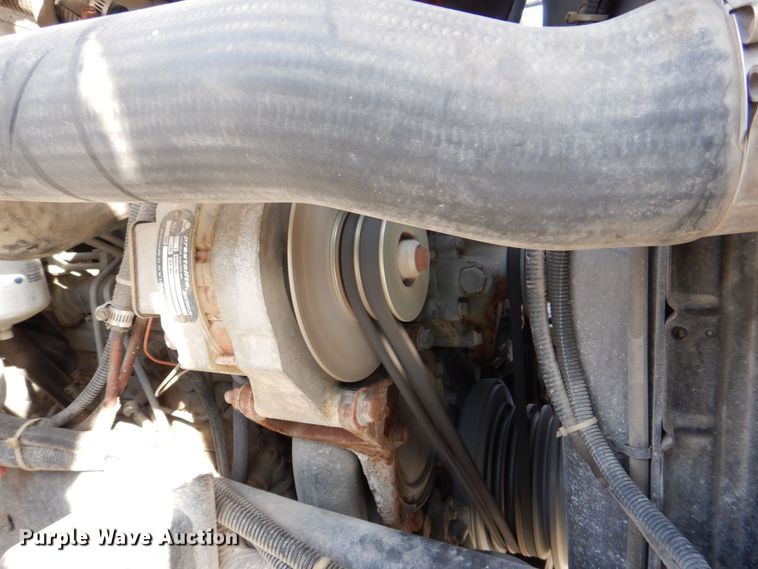 image for item MJ9971 1992 Ford F800  fire truck