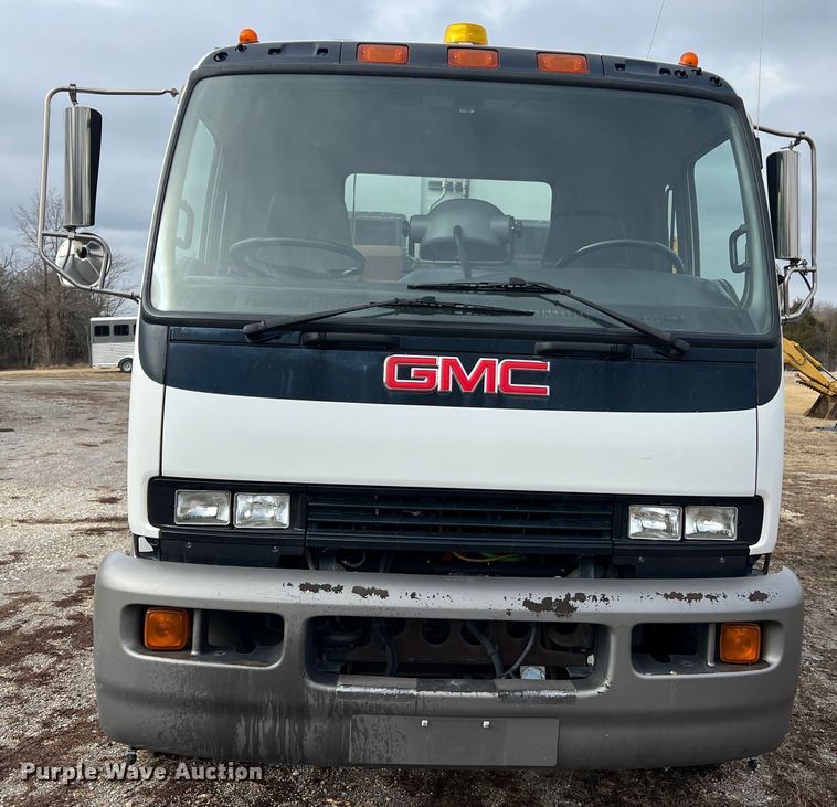 image for item MM9087 2005 GMC T7500  street sweeper truck
