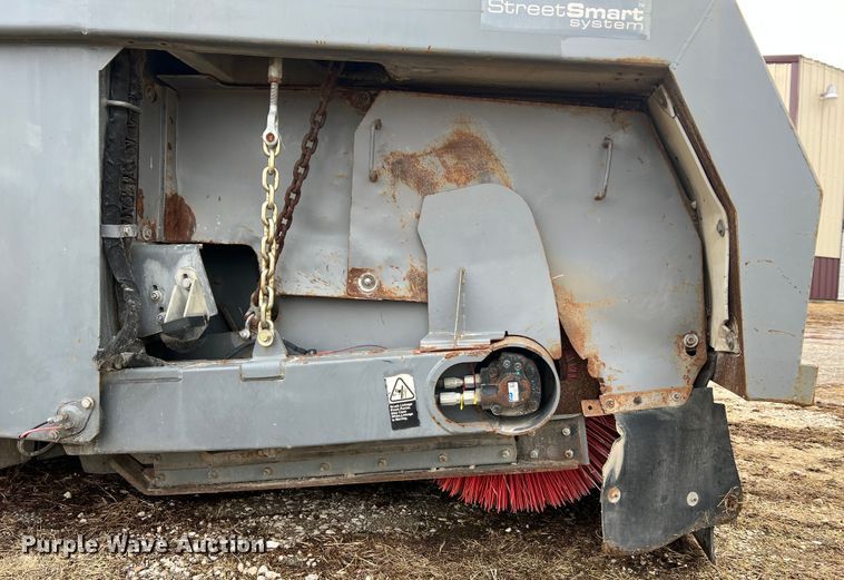 image for item MM9087 2005 GMC T7500  street sweeper truck