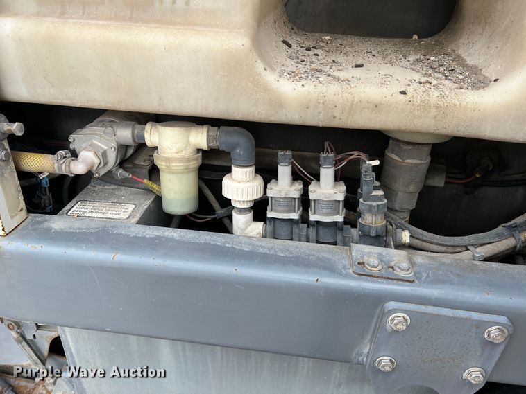 image for item MM9087 2005 GMC T7500  street sweeper truck