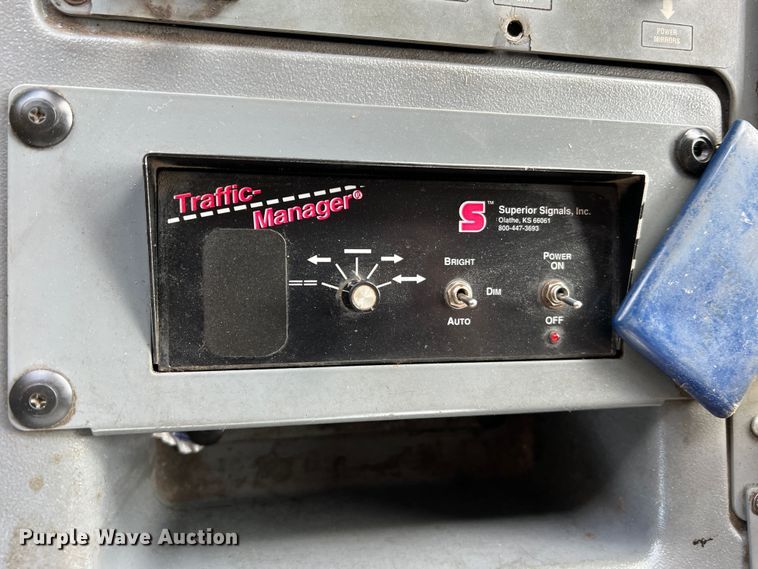 image for item MM9087 2005 GMC T7500  street sweeper truck