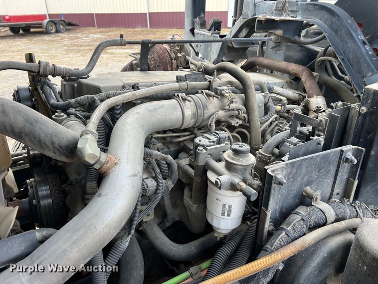 image for item MM9087 2005 GMC T7500  street sweeper truck