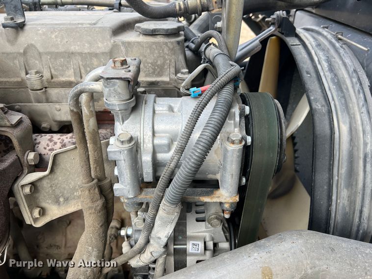 image for item MM9087 2005 GMC T7500  street sweeper truck